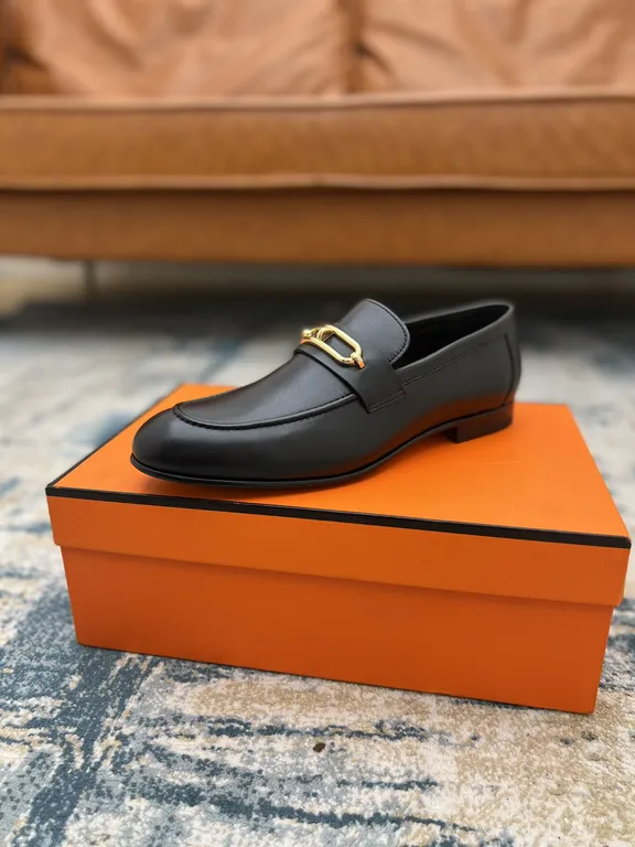 Hermes Shoe 